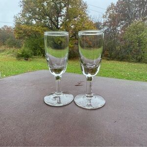 SET OF TWO VINTAGE CORDIAL GLASSES